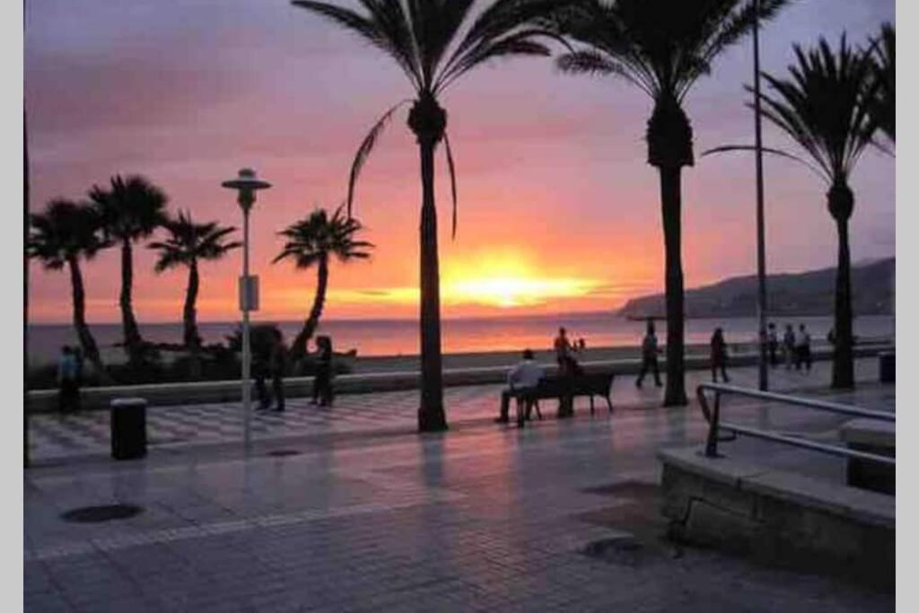 El Rinconcito Cubano En La Playa Apartment Almeria Exterior photo